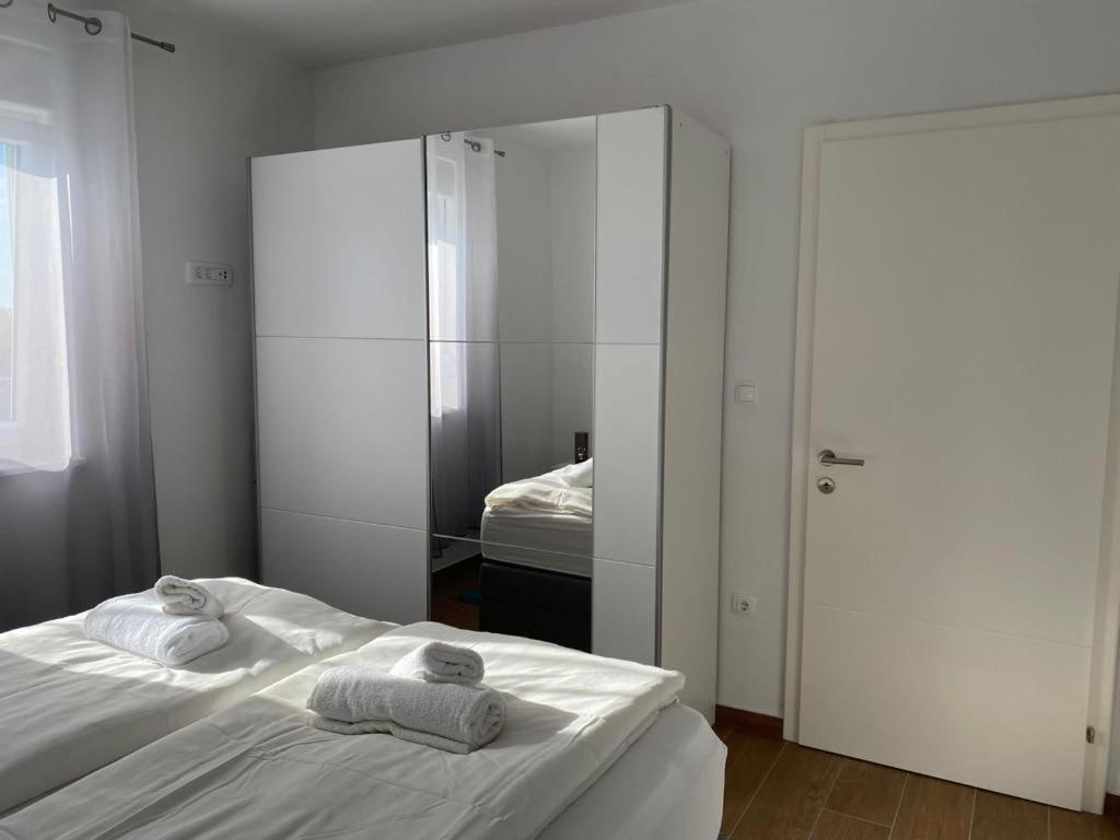 Adria-Appartment-Island-Vir #Sea #Beach #Wifi #Privateparking #Netflix Esterno foto
