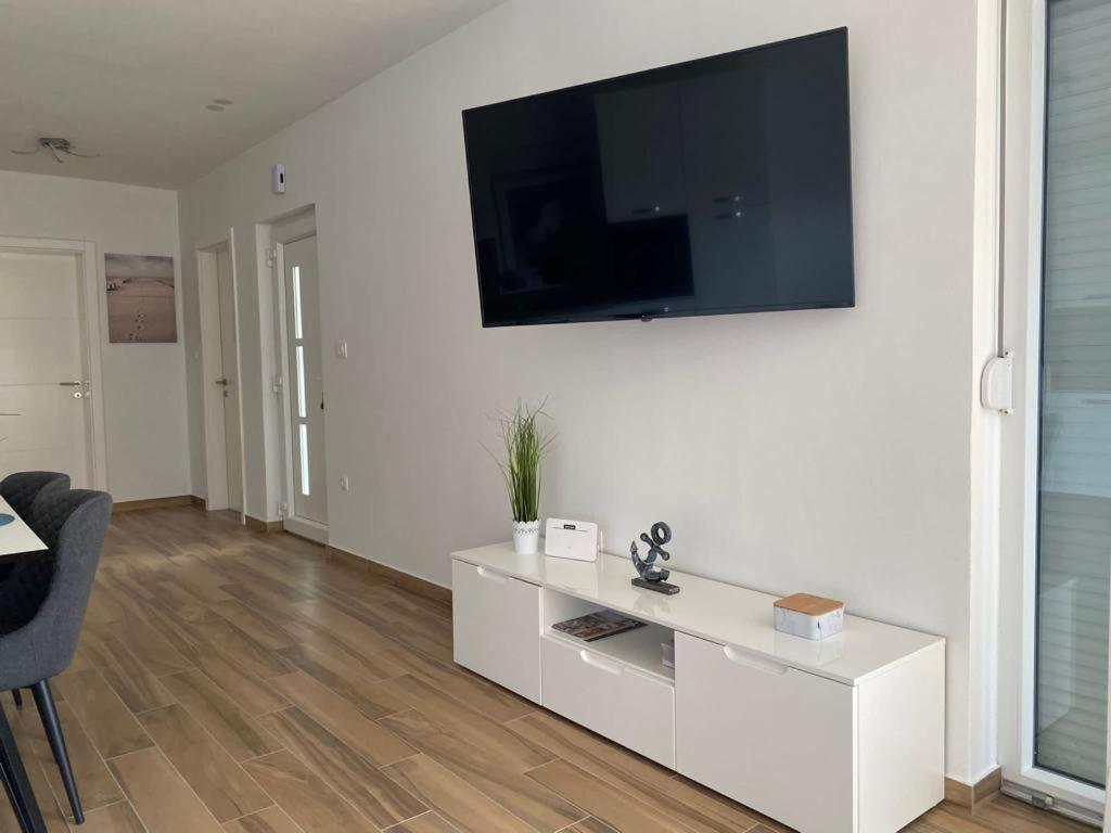 Adria-Appartment-Island-Vir #Sea #Beach #Wifi #Privateparking #Netflix Esterno foto